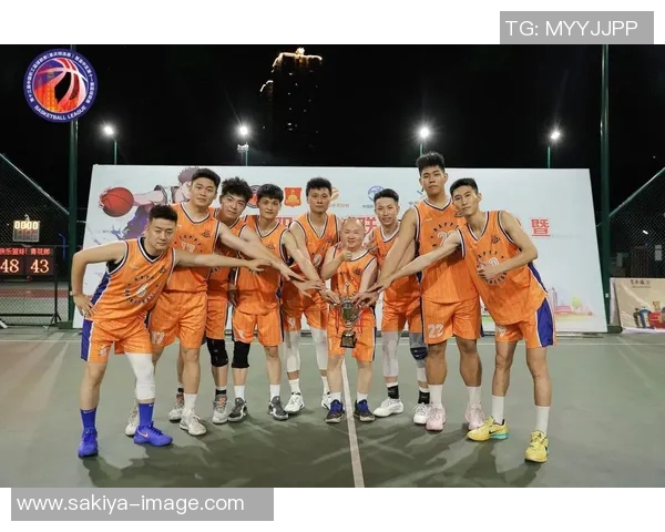 重庆篮球队在全国锦标赛中的团队协作表现分析与点评