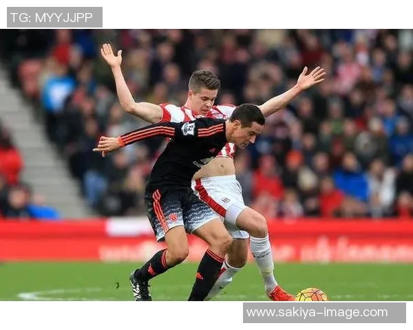 利兹联主场迎战斯托克城期待精彩对决与胜利之争 利兹联主场迎战斯托克城期待精彩对决与胜利之争