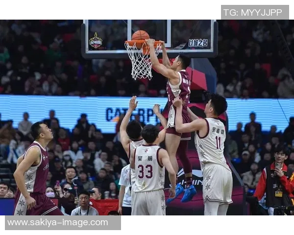 邹雨宸：从青年才俊到篮球明星的成长之路与未来展望