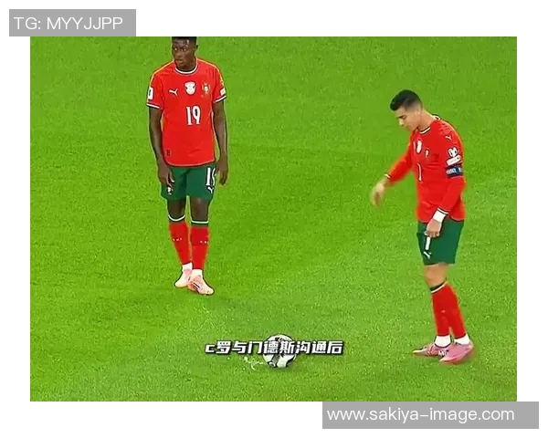 里斯本与不加拉的激烈对决揭示足球战术与团队协作的精彩瞬间