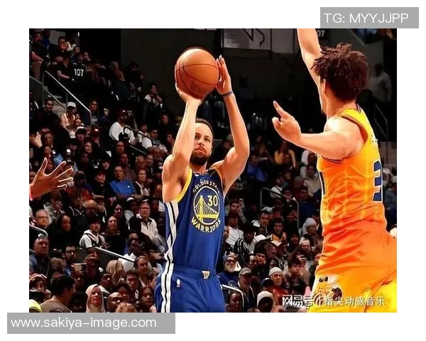 勇士队与黄蜂的激烈对决展现篮球魅力与团队精神的巅峰时刻 勇士队与黄蜂的激烈对决展现篮球魅力与团队精神的巅峰时刻