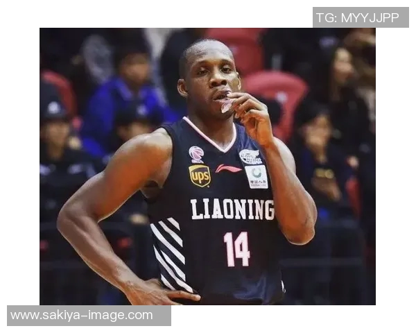 哈德森的传奇之旅探索他在篮球历史上的辉煌成就与影响力