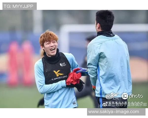 苏宁与泰达精彩对决视频回顾球迷热情高涨的赛场瞬间分享