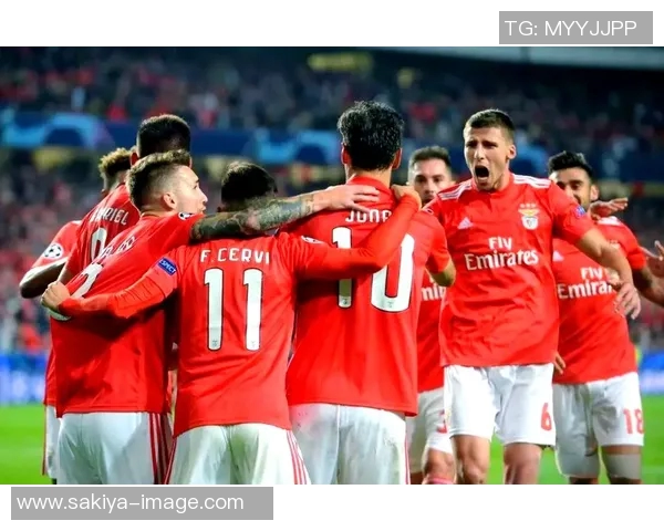 阿贾克斯与鹿特丹激战正酣谁能在这场对决中笑到最后