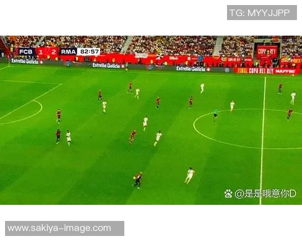 托雷斯在对阵皇马的经典对决中展现出怎样的个人魅力与足球智慧